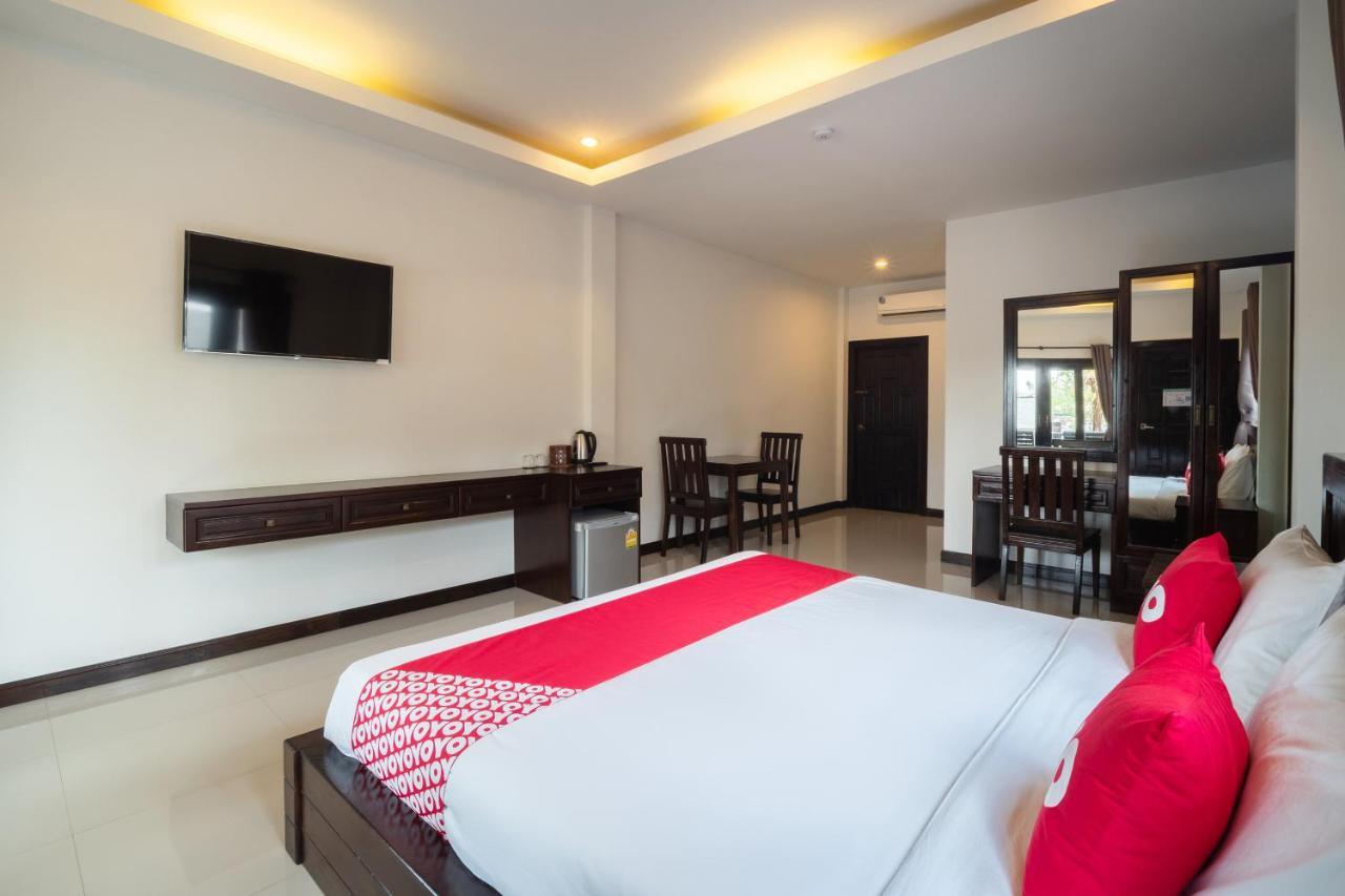 Oyo 837 Baan Kiang Nam Resort Bang Lamung Luaran gambar